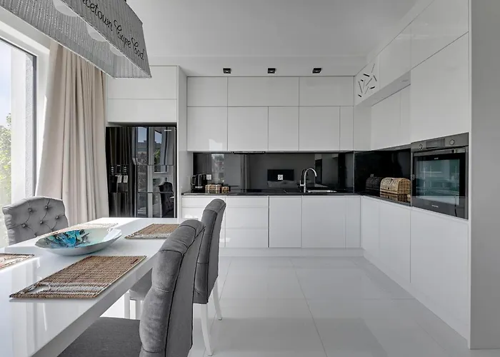 Grand - Tre Mare - By The Sea * 格但斯克